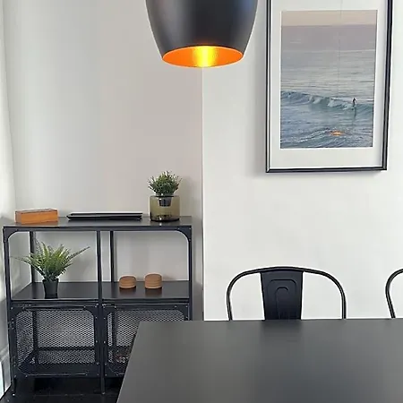 Restored Victorian With Private Garden 브리스틀