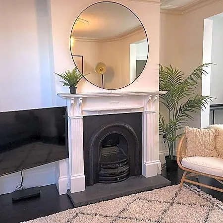 Restored Victorian With Private Garden 호텔 브리스틀